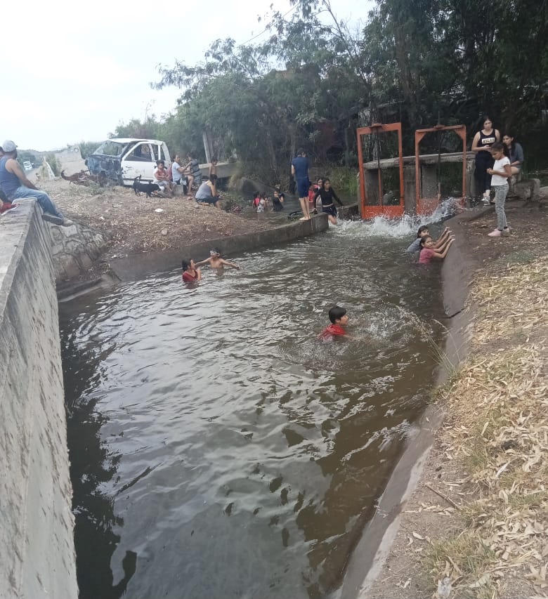 Agua de Santiago Bayacora sí es apta para consumo humano: presidenta de la junta