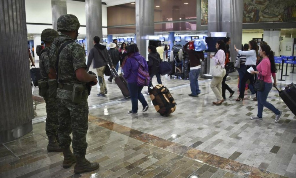 Reino Unido emite alerta de viaje para 10 estados de México