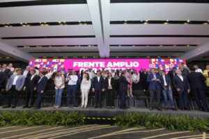 Santiago Creel buscará la candidatura presidencial por Frente Amplio por México