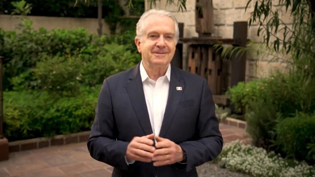Santiago Creel buscará la candidatura presidencial por Frente Amplio por México