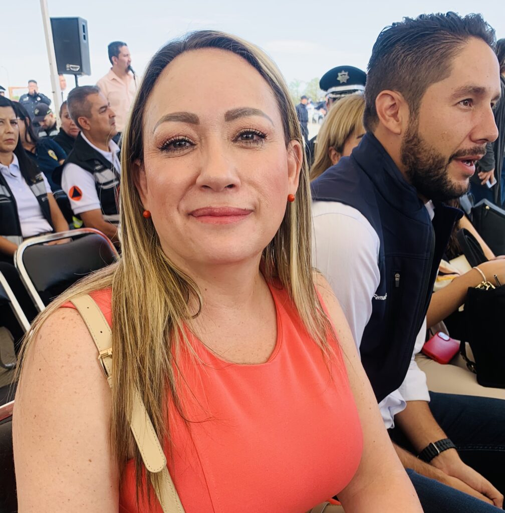 Autoridades buscan al taxista que al parecer droga y roba a usuarios