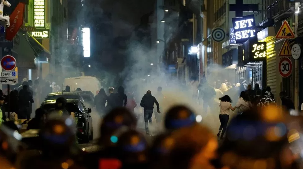 Disminuyen las protestas en Francia; se mantendrá la gran presencia policial en las calles