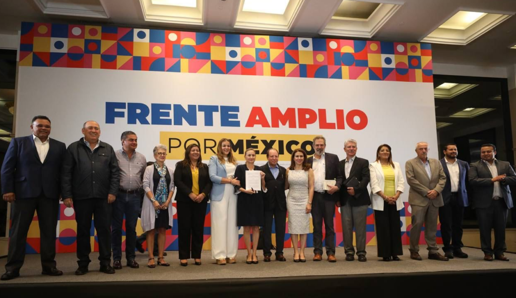 Frente Amplio por México reporta fallas en su web de registro de firmas