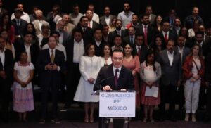 Priistas renuncian al partido y crean el movimiento "Congruencia por México"