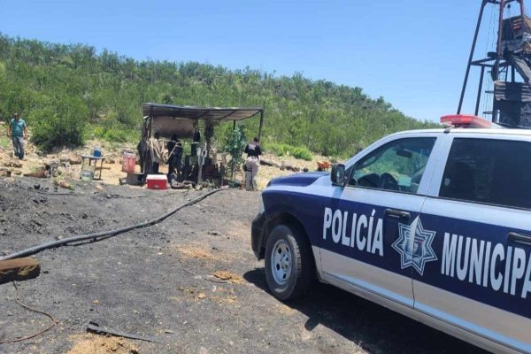 Dos trabajadores mueren tras accidente en pozo de carbón en Coahuila