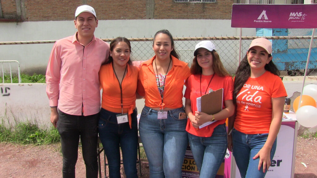 Realizan actividad para prevenir violencia contra la mujer