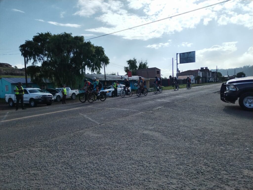 Carrera sierra pacifico pasa por Pueblo Nuevo