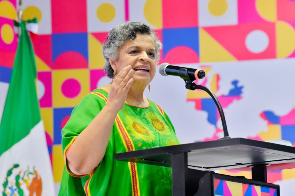 Beatriz Paredes responde a Alito y pide esperar resultados de encuestas