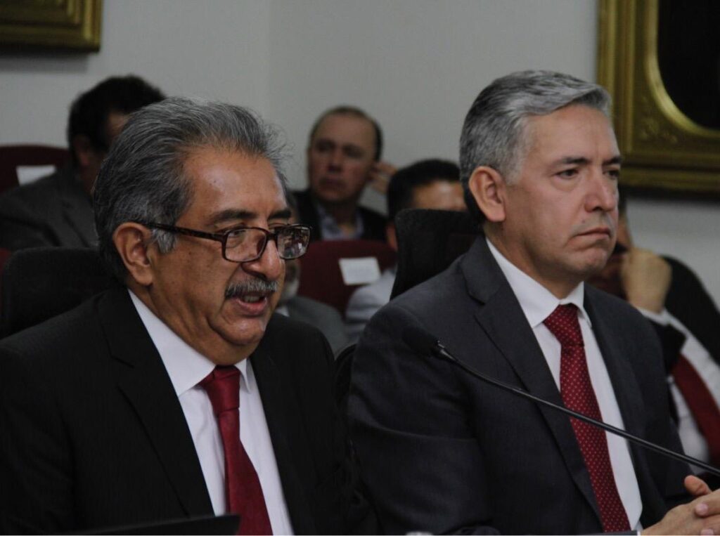 Interpol emite ficha roja contra el exsecretario de Educación se Hidalgo, Atilano Rodríguez