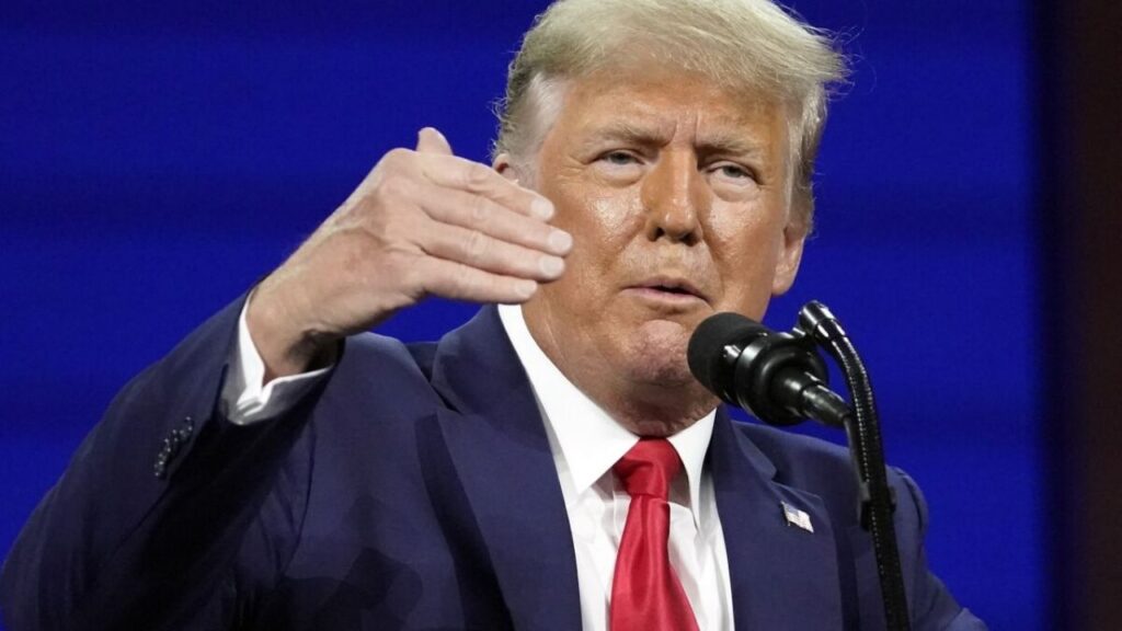 Donald Trump pagará fianza de 200 mil dólares por delitos electorales para quedar en libertad