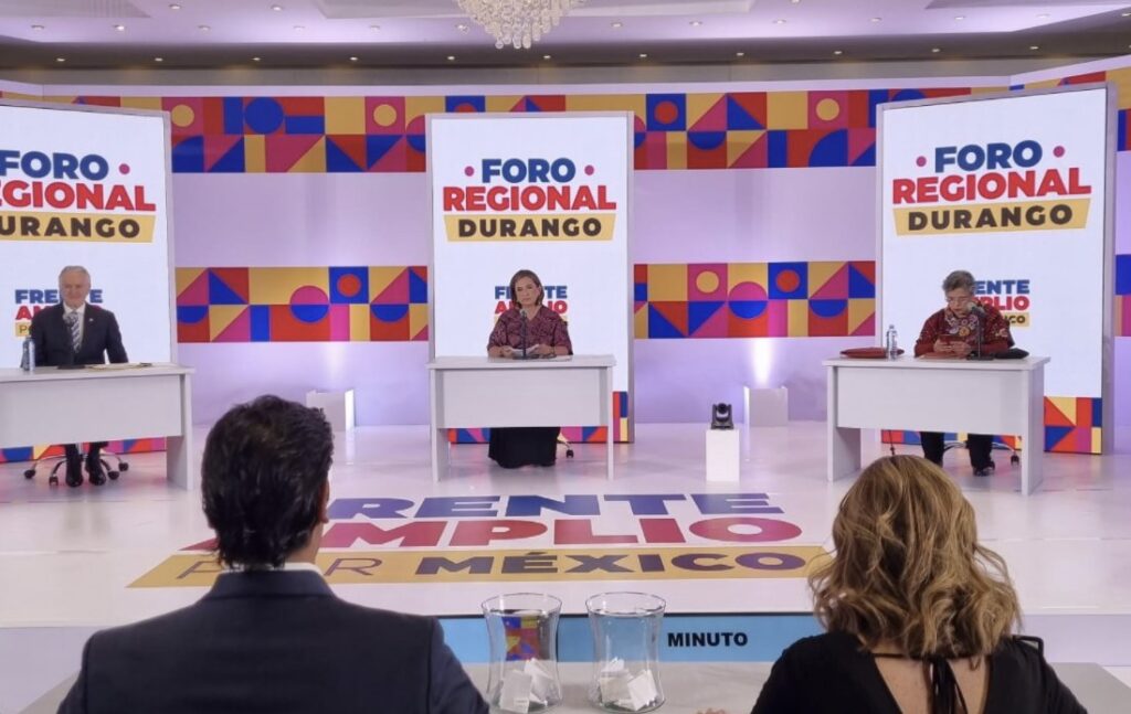Con un minuto de silencio por los 5 jóvenes asesinados inicia foro del Frente Amplio por México