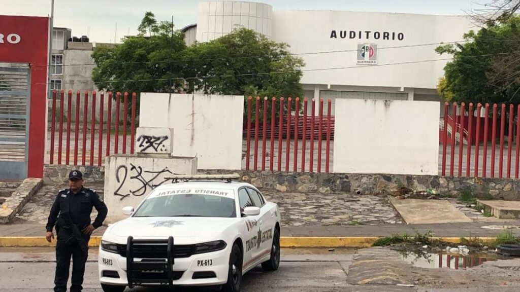 Localizan explosivos en instalaciones del PRI en Guerrero