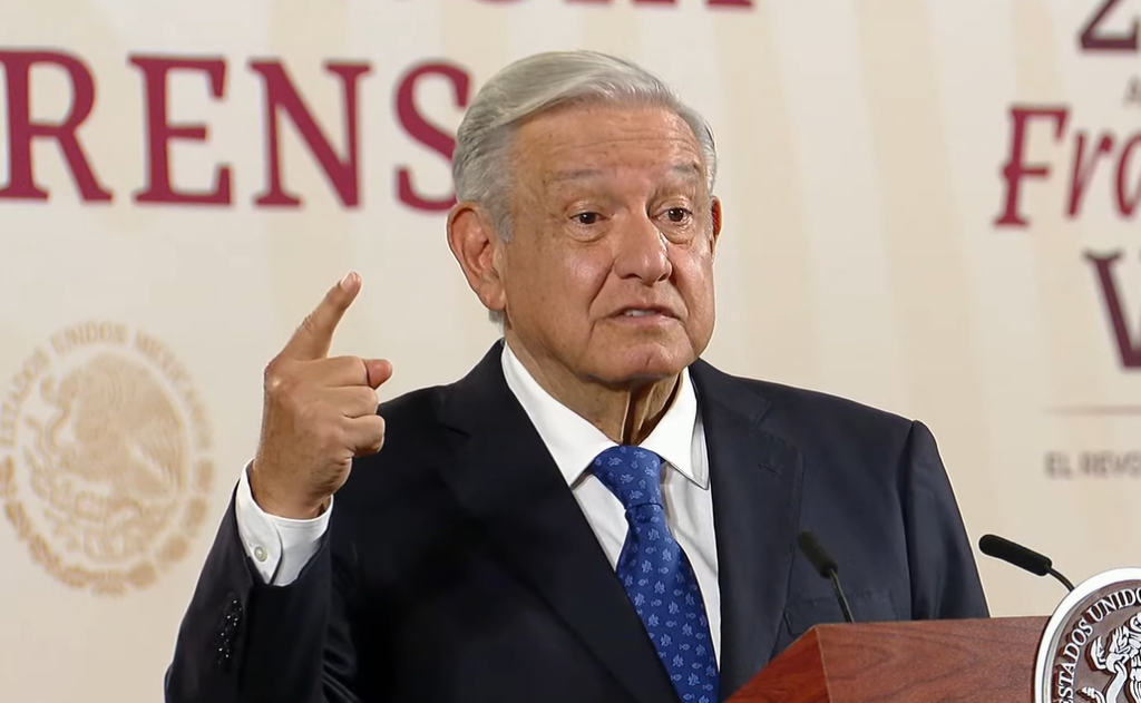 López Obrador confirma que libros de texto no llegarán a los estados que pusieron freno