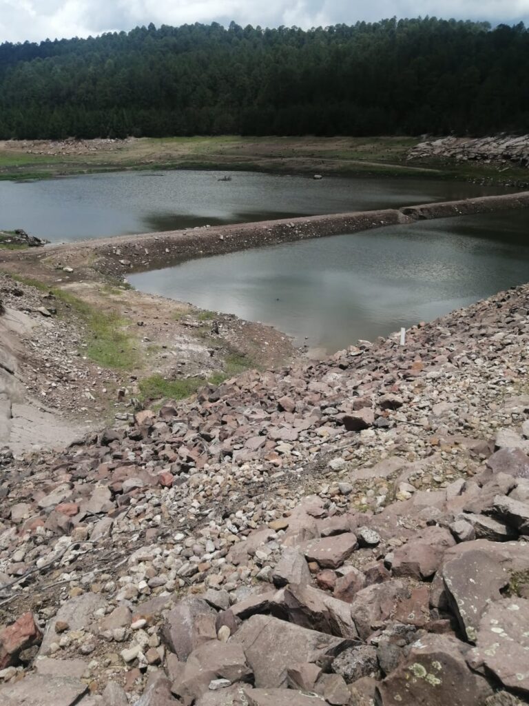 Continúa en crisis el abastecimiento de agua para El Salto