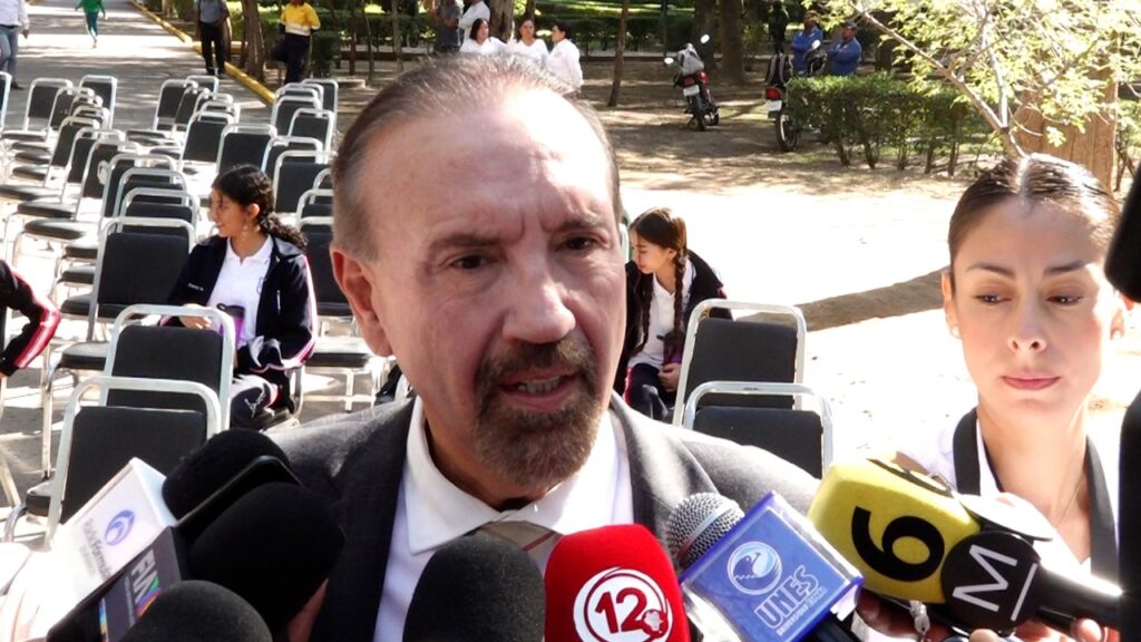Todo listo para que secretarios comparezcan ante diputados: Héctor Vela