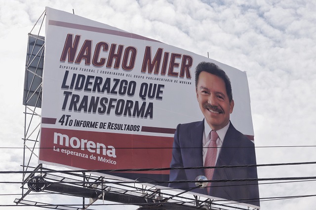 Denuncian a Ignacio Mier por gasto de 400 mdp en espectaculares en Puebla