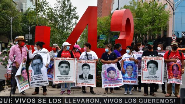 Tribunal ordena a Sedena conservar expedientes sobre el caso Ayotzinapa