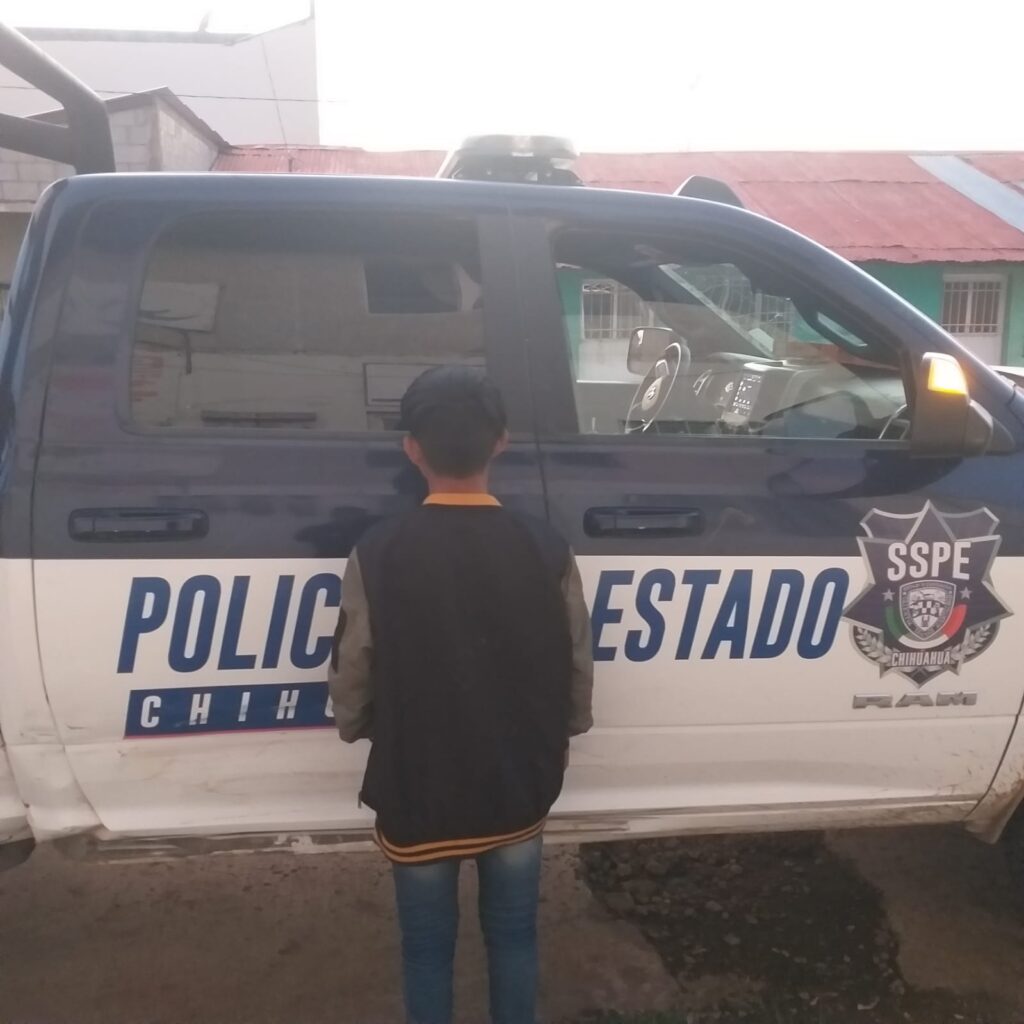 Detienen a tres menores por supuesto halconeo
