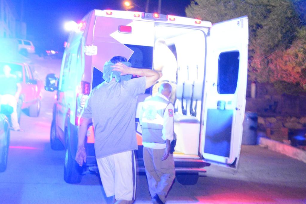 Riña por la madrugada deja dos hombres lesionados