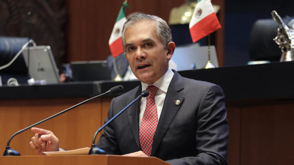 Miguel Ángel Mancera pide licencia al senado por un día, esta es la razón