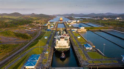 Restricciones en el Canal de Panamá aumentarán precios del transporte