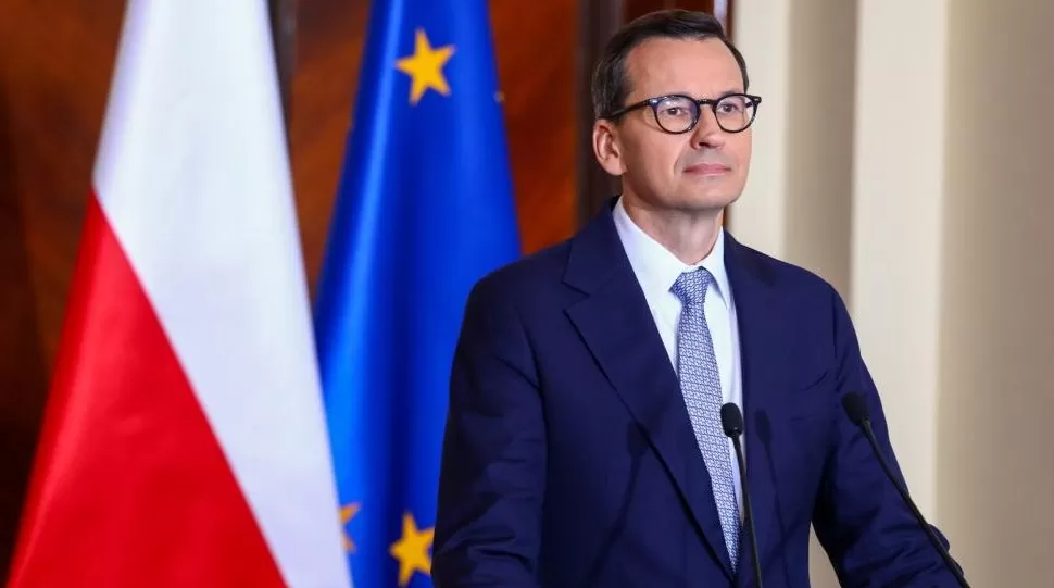 Polonia detiene la entrega de armas a Ucrania en medio de disputa por exportaciones de cereales
