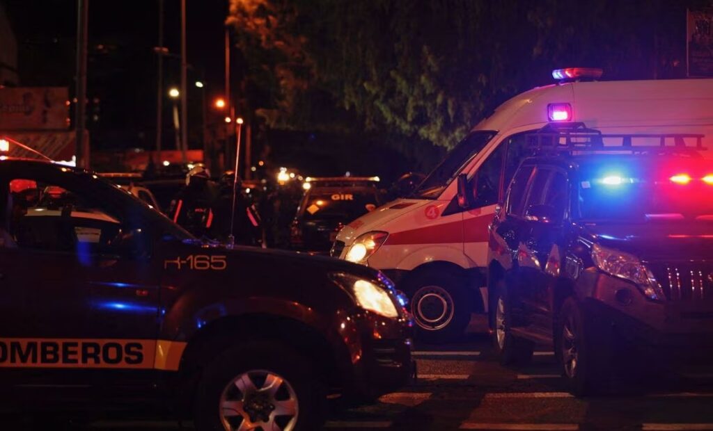 Ataque con explosivos en puente se suma a ola de atentados en Ecuador