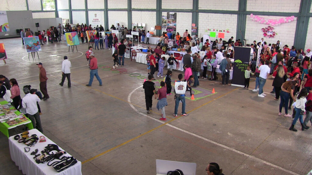 Un éxito la feria vive en El Salto