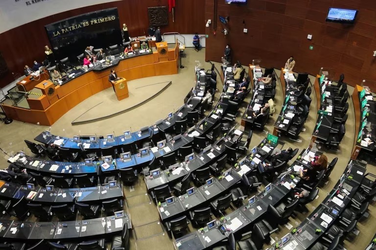 Aprueban hasta 18 años de prisión a quienes difundan imágenes de cadáveres de mujeres