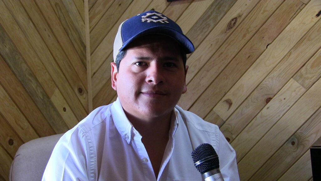 Entrega de equipamiento a funcionarios públicos
