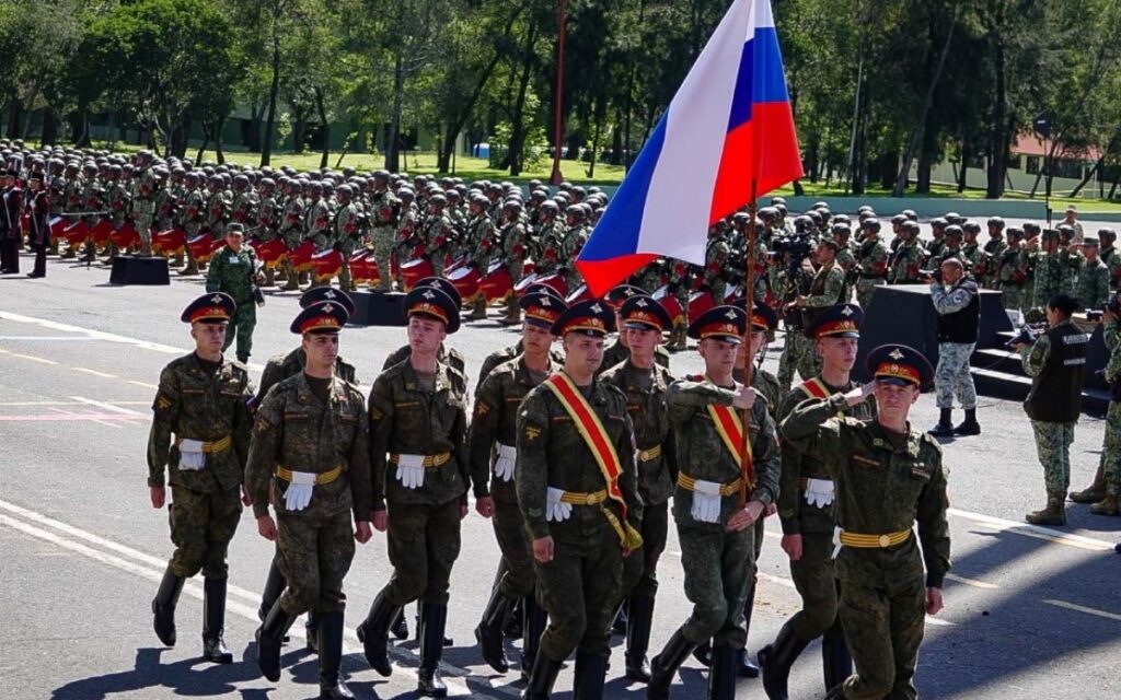 “Una decisión rara” que México invitara a Rusia al desfile cívico militar: EU
