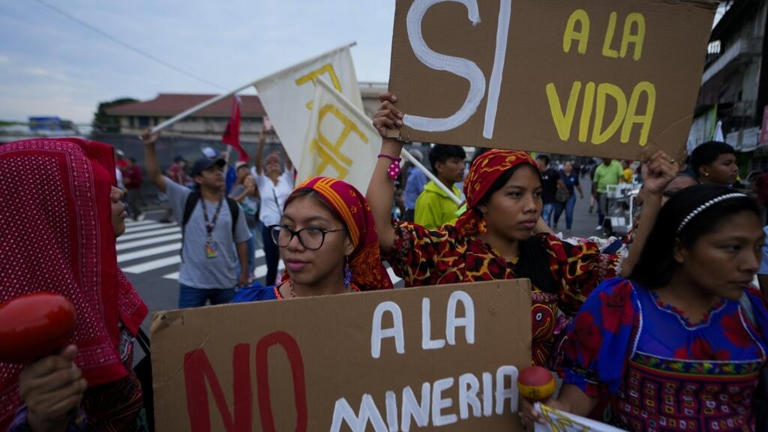 Protestas en Panamá contra concesión minera deja más de 40 detenidos