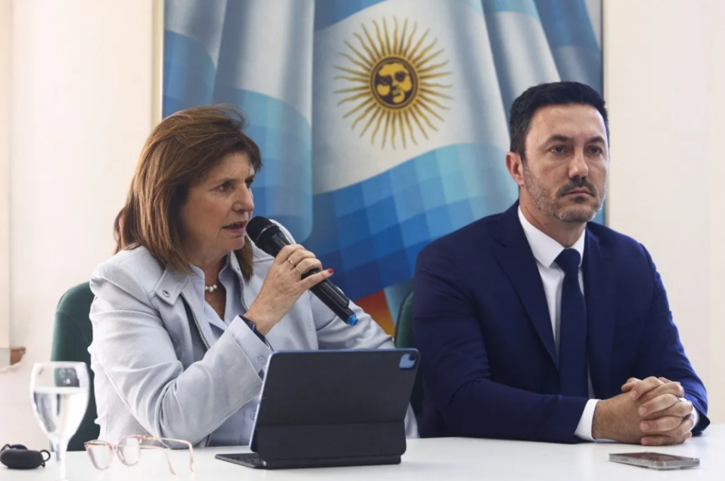 Bullrich sorprende al anunciar su apoyo a Milei en el balotaje