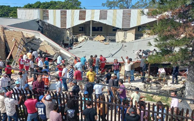 Se desploma techo de iglesia en Ciudad Madero, Tamaulipas; reportan 3 muerto y varios heridos