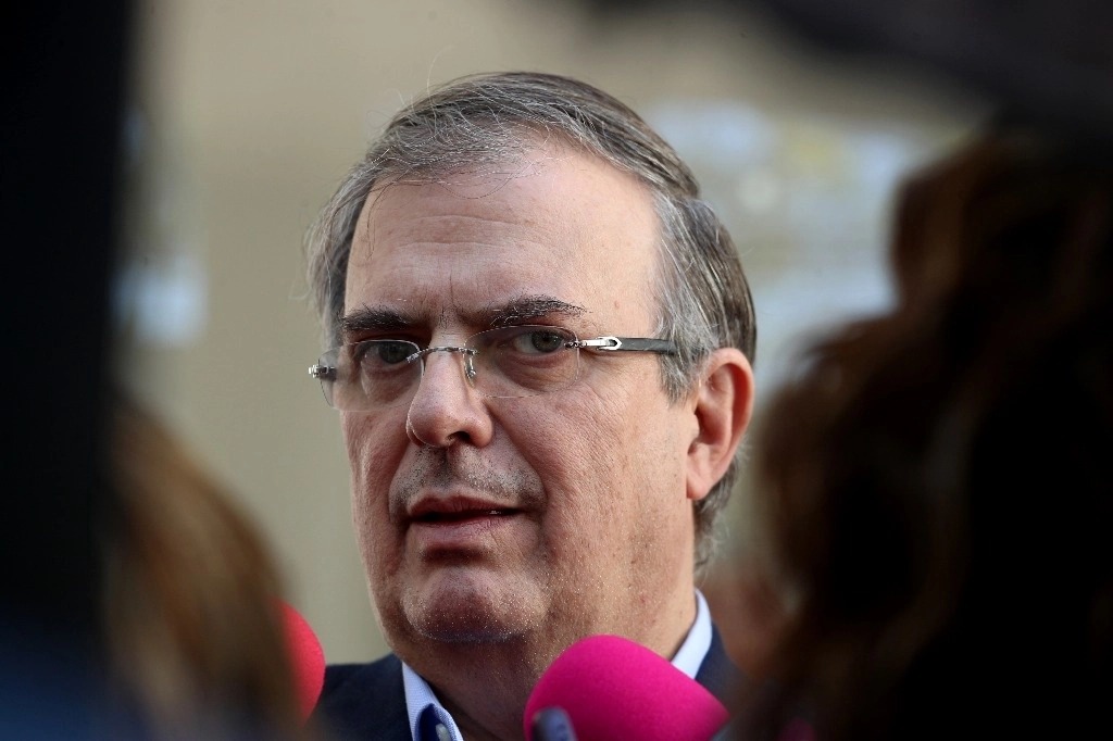 Ebrard podría unirse a MC; lo decidirá el 3 de noviembre