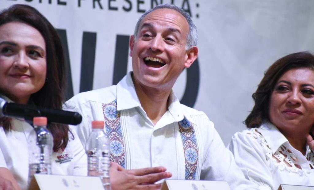 Hugo López-Gatell se dice «muy feliz» tras resultados en encuesta de reconocimiento de Morena