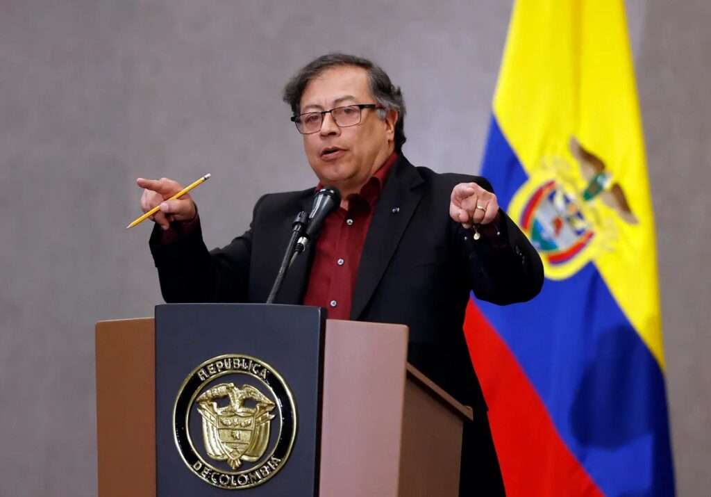 AMLO anuncia que Gustavo Petro asistirá a cumbre migratoria en Chiapas