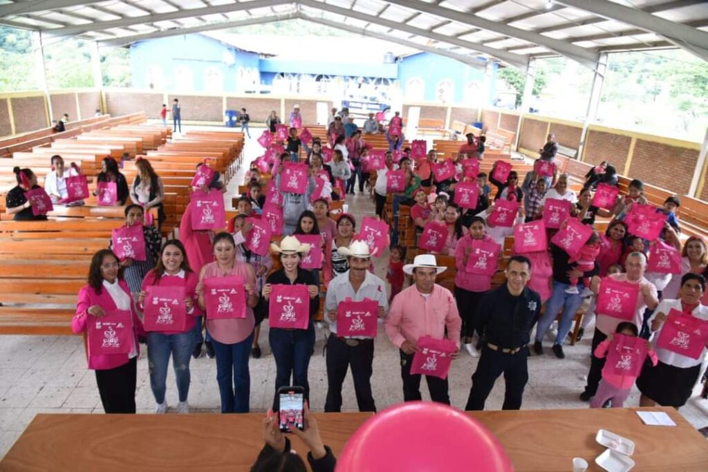 Organizan 11 café rosa en distintas regiones del municipio