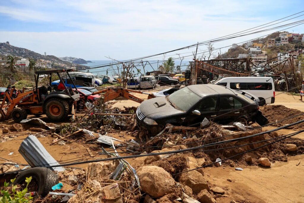 Migrantes se ofrecen para trabajar en reconstrucción de Acapulco
