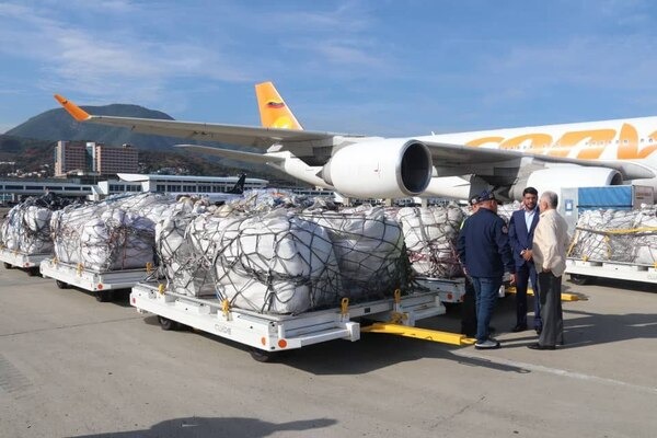 Venezuela envía 26 toneladas de ayuda humanitaria a México tras huracán Otis