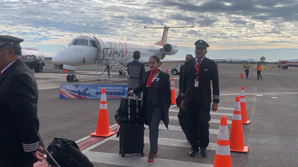 Con apertura de tres rutas aéreas en Durango, crecerá la economía y el turismo, será fácil viajar y hacer negocios