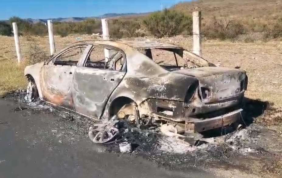 Localizan vehículo calcinado, al parecer fue intencional 
