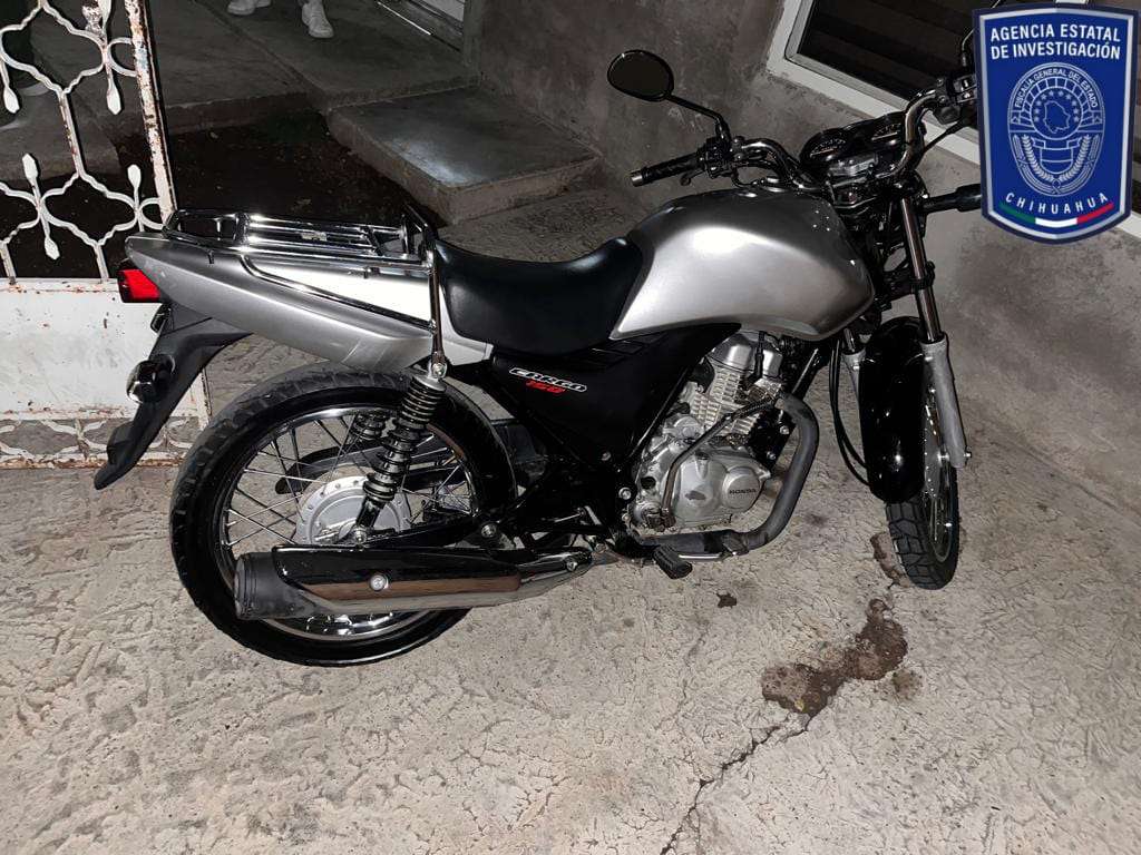 Recuperan dos motocicletas con reporte de robo en Parral