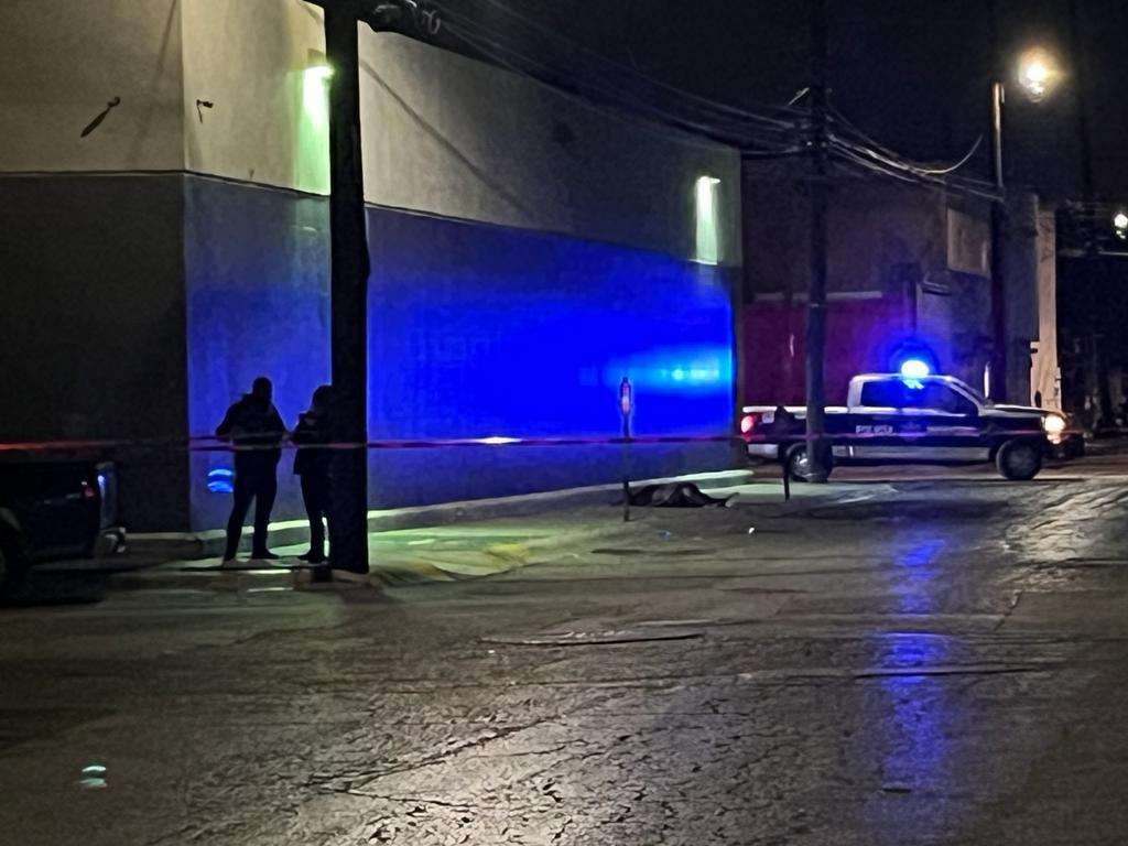 Mujer abandonada en plena calle
