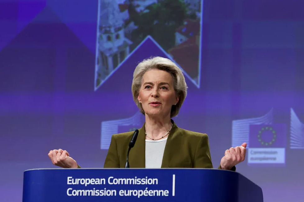 La Comisión Europea recomienda iniciar la integración de Ucrania