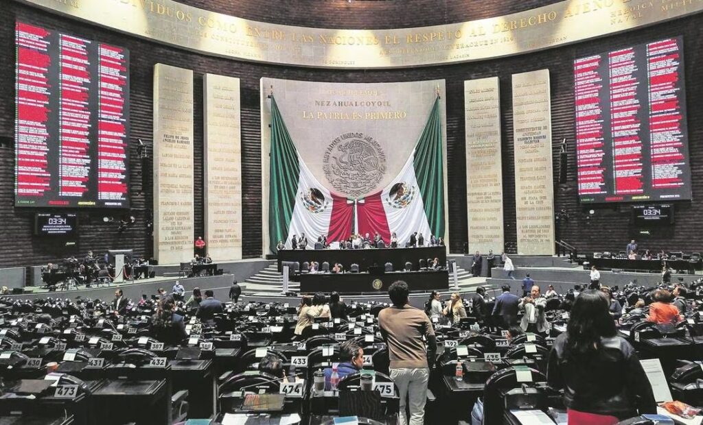 Diputados proponen recorte de miles de millones al INE y Poder Judicial