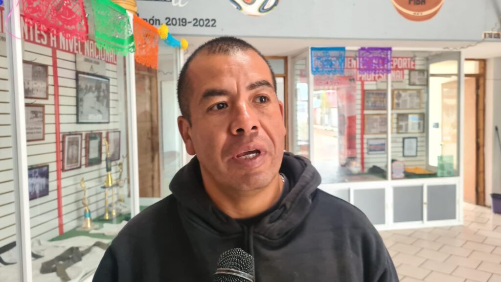 Liga infantil de beisbol recibe visita de un equipo duranguense
