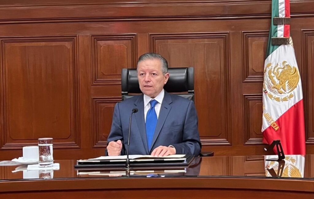 Morena abre la puerta a Arturo Zaldívar tras renuncia a la SCJN