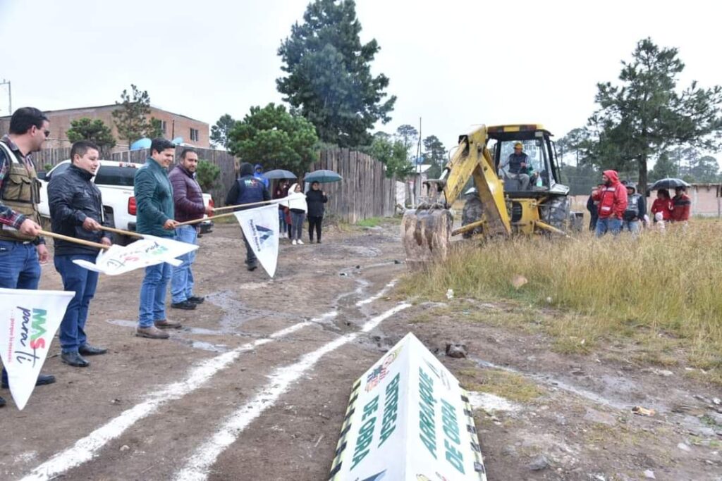 Inician obra de drenaje en colonia Buena Vista