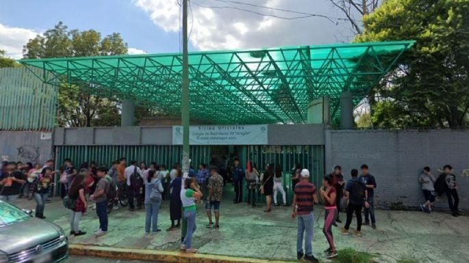 Colegios de Bachilleres se van a huelga; piden aumento salarial